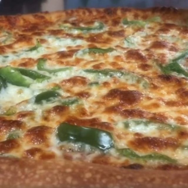 Green Pepper Pizza Large.