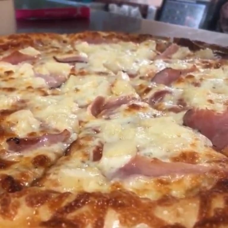 Hawaiian Pizza Delight